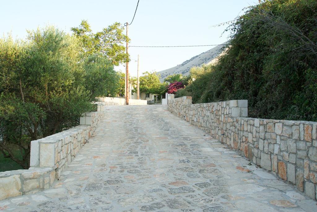 Forest Villas Kefalonia Logarata Exterior foto